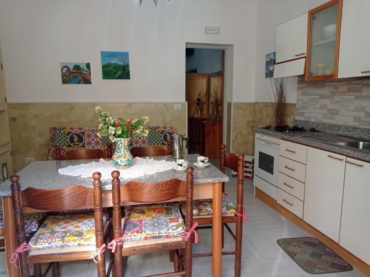 Mary Home - Casa Vacanza Taormina Luaran gambar