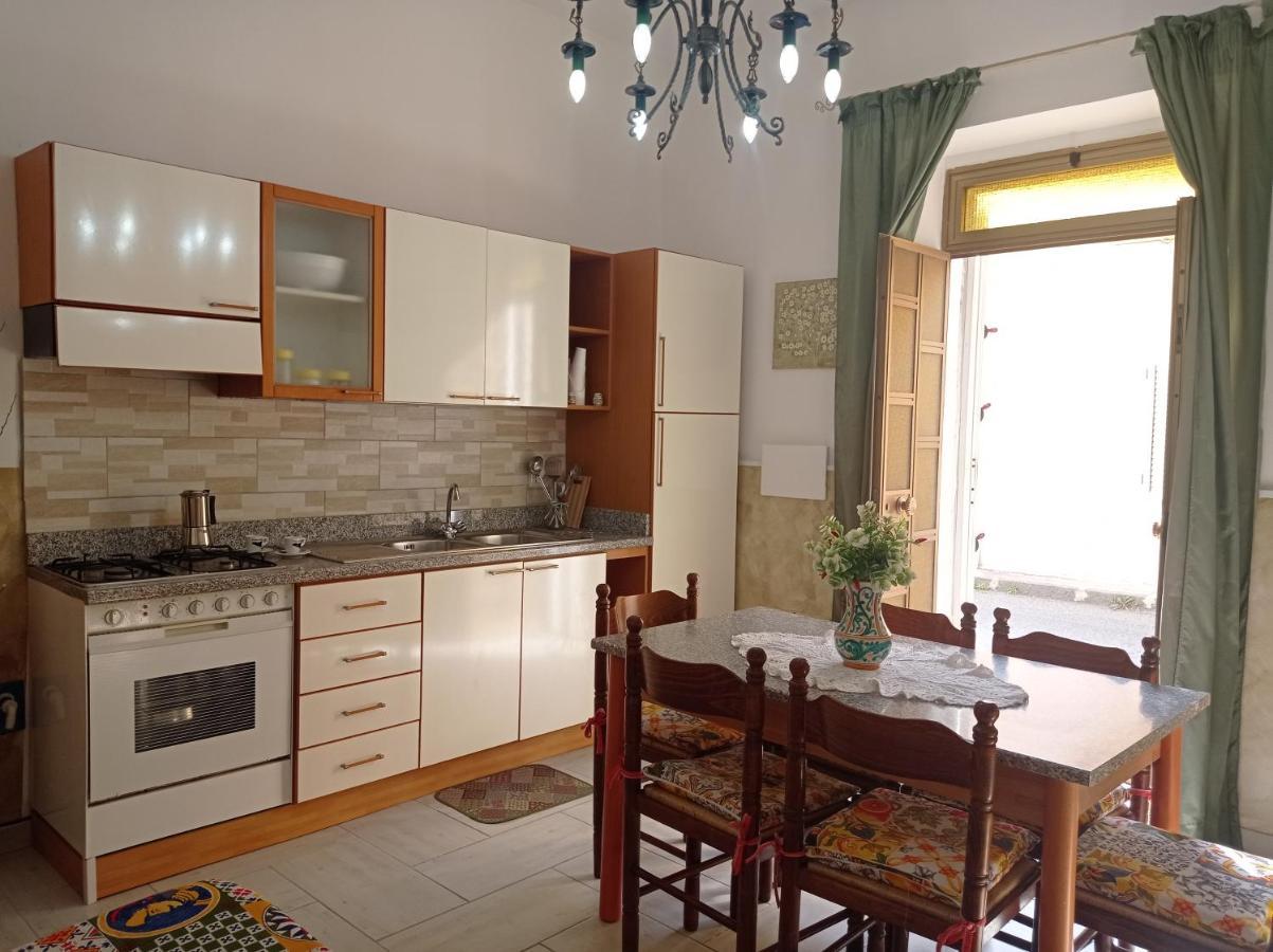 Mary Home - Casa Vacanza Taormina Luaran gambar