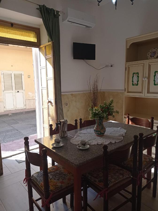 Mary Home - Casa Vacanza Taormina Luaran gambar