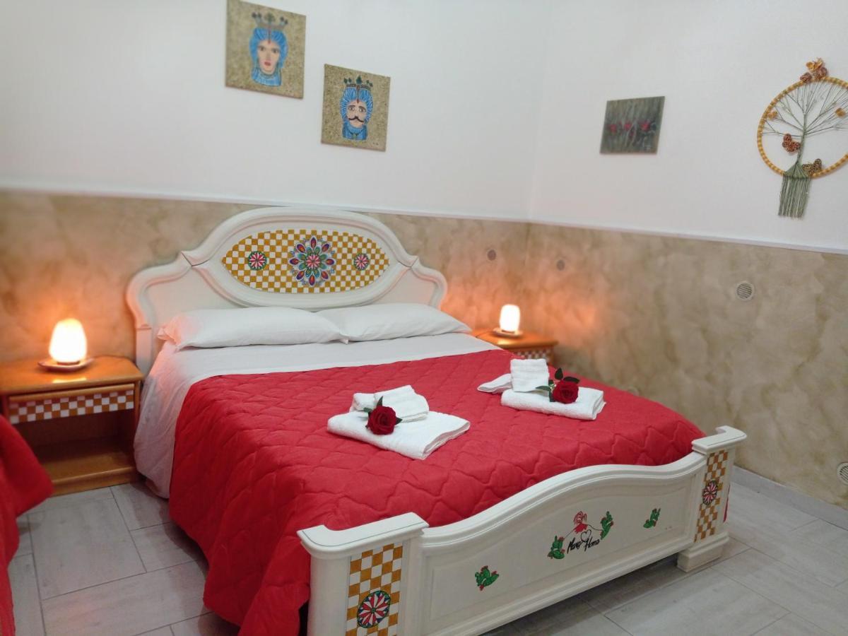 Mary Home - Casa Vacanza Taormina Bilik gambar